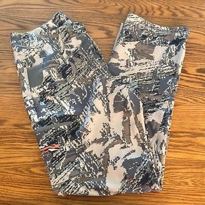 Sitka pants size 36 in great shape